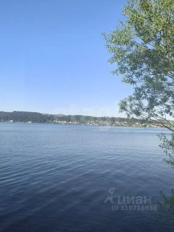 Дом в Пермский край, Добрянский муниципальный округ, Полазна рп ул. ... - Фото 0