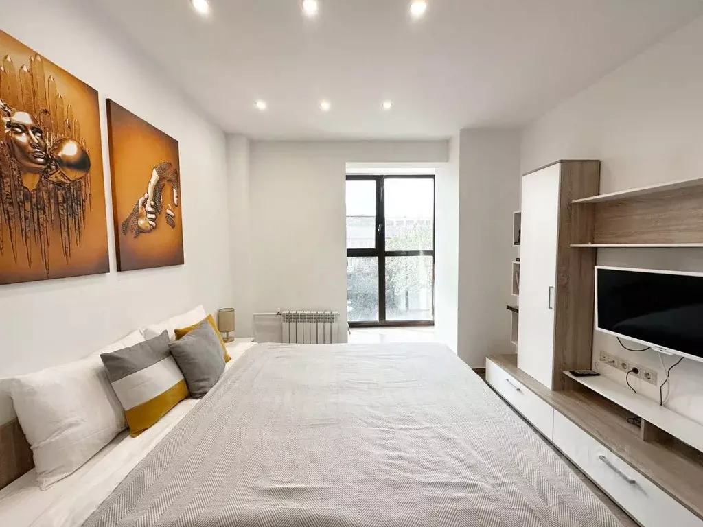 2-к кв. Краснодарский край, Сочи Центральный мкр, ул. Роз, 36 (40.0 м) - Фото 2