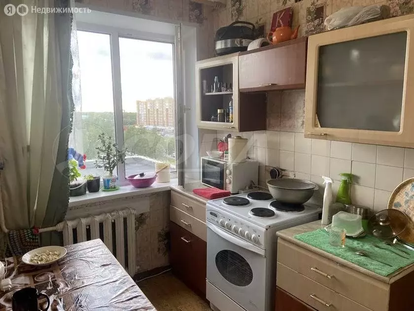 2-комнатная квартира: Тобольск, 6-й микрорайон, 37 (43.8 м) - Фото 1