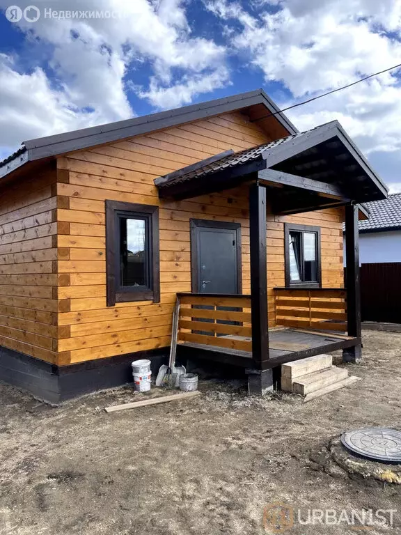 Дом в посёлок Солонцы, Центральная улица (110 м) - Фото 1