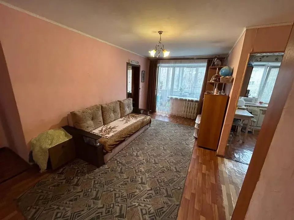 Квартира, 3 комнаты, 56.9 м - Фото 0