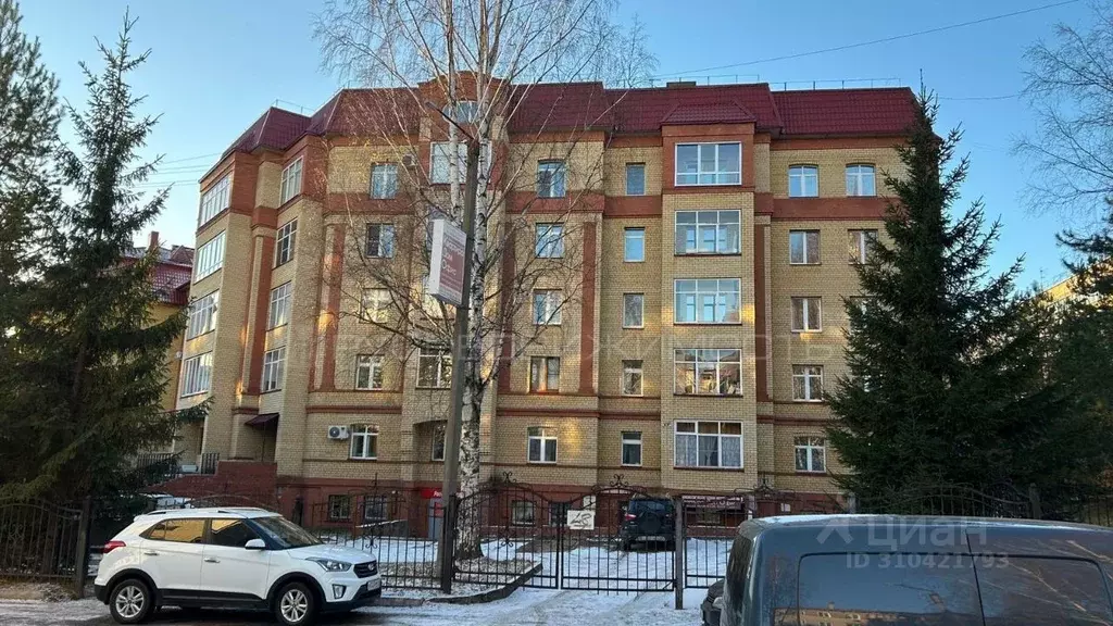 3-к кв. Кировская область, Киров ул. Красина, 5к3 (76.0 м) - Фото 0