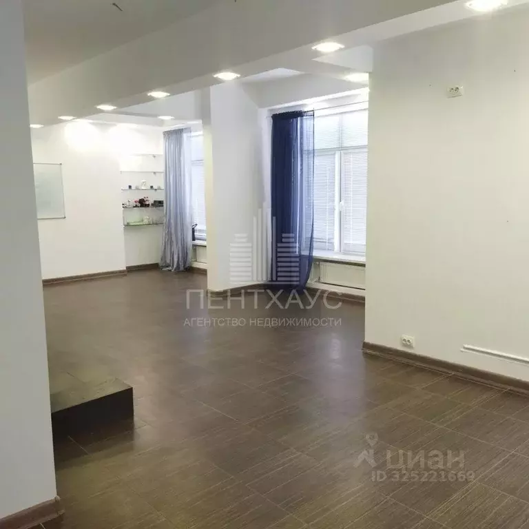 Помещение свободного назначения в Владимирская область, Владимир ул. ... - Фото 1