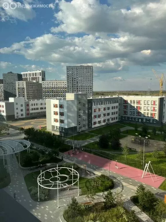 2-комнатная квартира: Тюмень, улица Тимофея Чаркова, 87 (50.1 м) - Фото 1