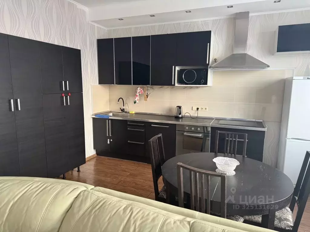 6-к кв. Новосибирская область, Новосибирск ул. Ленина, 94 (210.0 м) - Фото 2