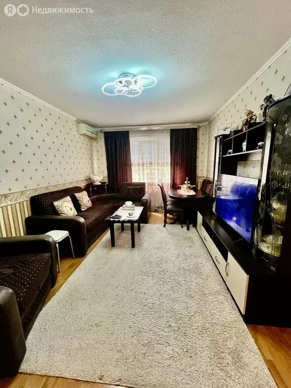 3-комнатная квартира: Батайск, улица Ушинского, 9А (65 м) - Фото 2