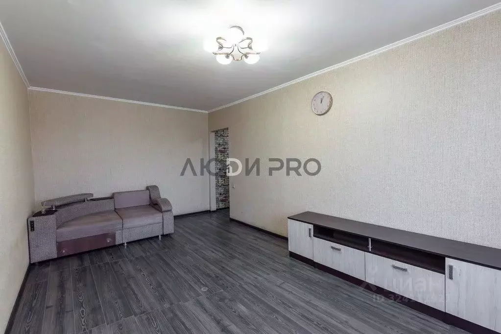 3-к кв. Алтайский край, Барнаул ул. Германа Титова, 46 (57.0 м) - Фото 1