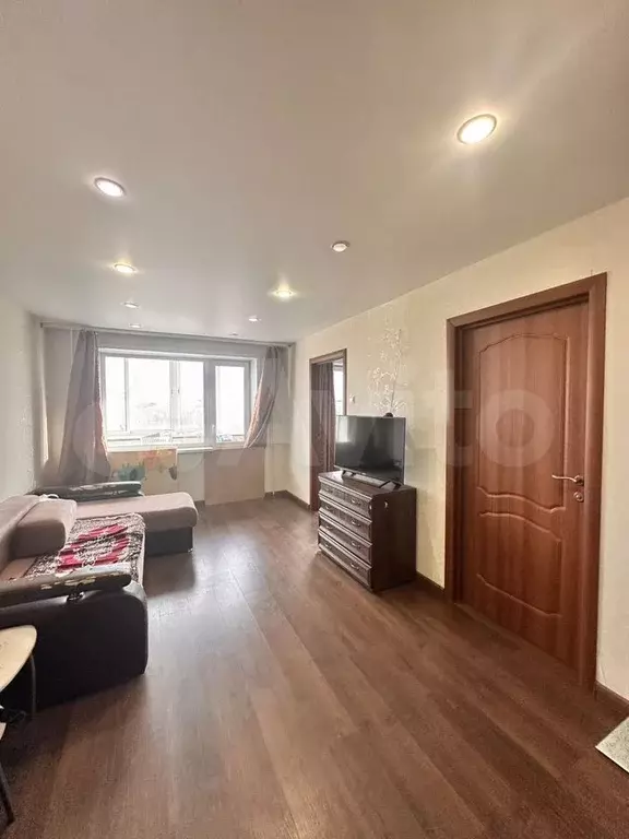 4-к. квартира, 62 м, 3/5 эт. - Фото 0