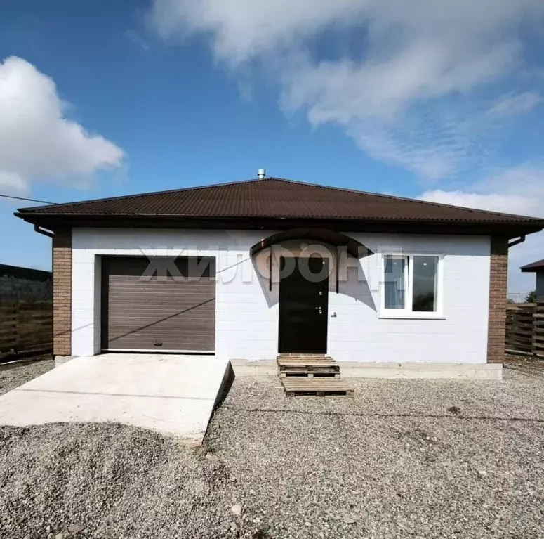 Дом в Хакасия, Абакан ул. Сергея Ашлапова (127 м) - Фото 1