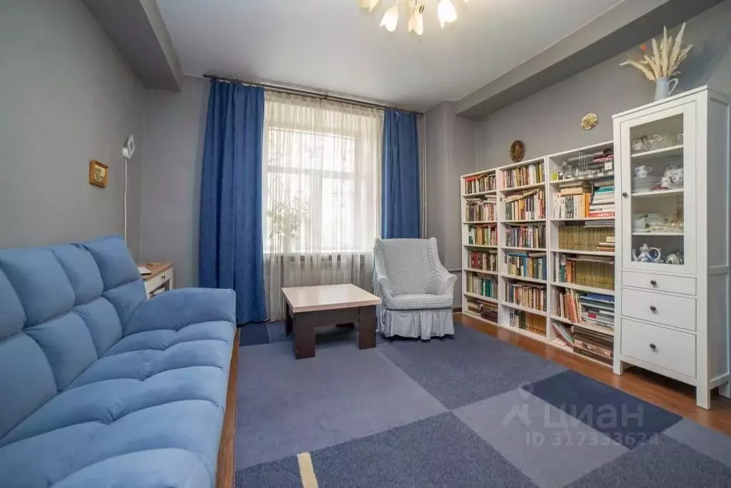 3-к кв. Свердловская область, Екатеринбург ул. Мичурина, 23А (61.9 м) - Фото 0