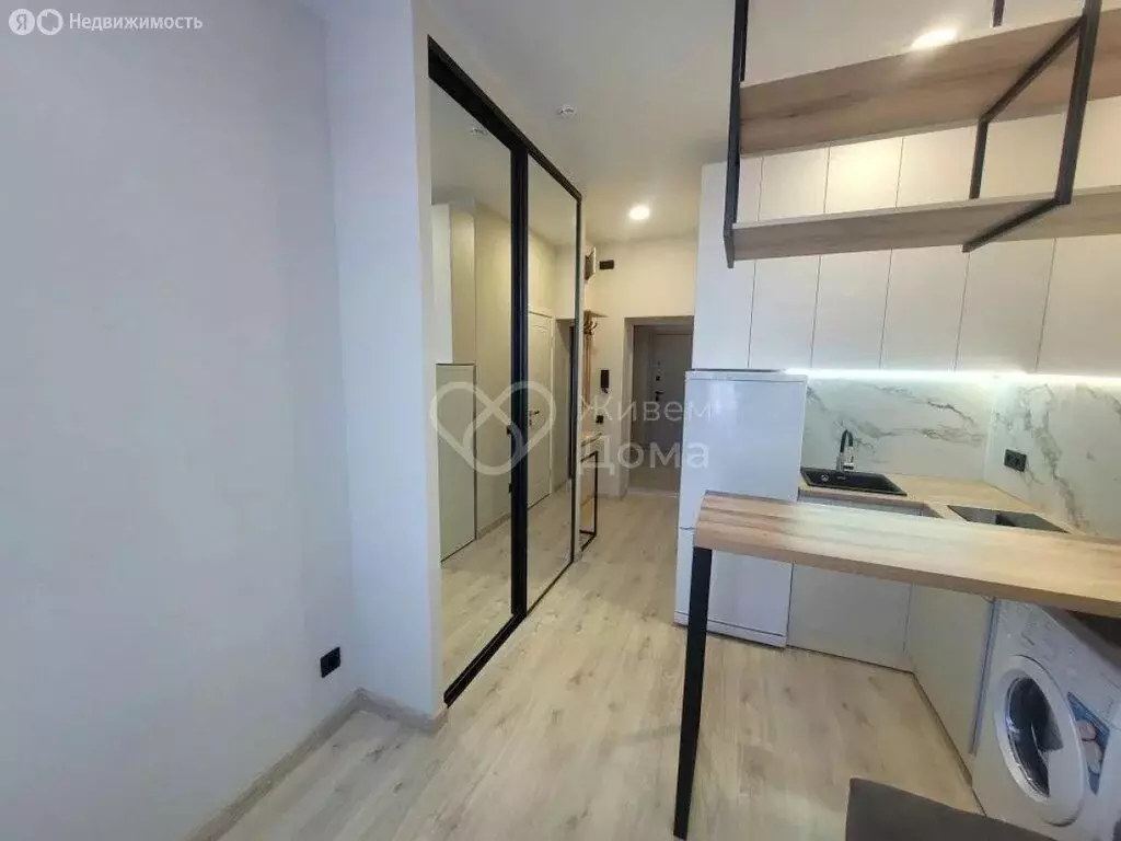 Квартира-студия: Волгоград, улица Канунникова, 11 (15 м) - Фото 2