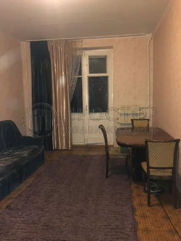 Продается комната в 3-комнатной квартире - Фото 0