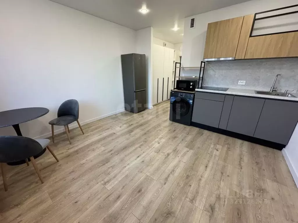 1-к кв. Тюменская область, Тюмень ул. Андрея Кореневского, 5 (37.7 м) - Фото 1