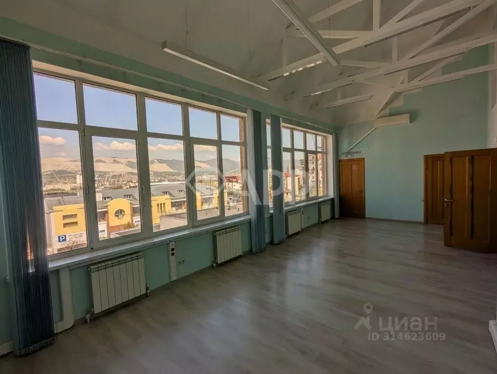 Офис в Краснодарский край, Новороссийск ул. Видова, 1А (31 м) - Фото 0
