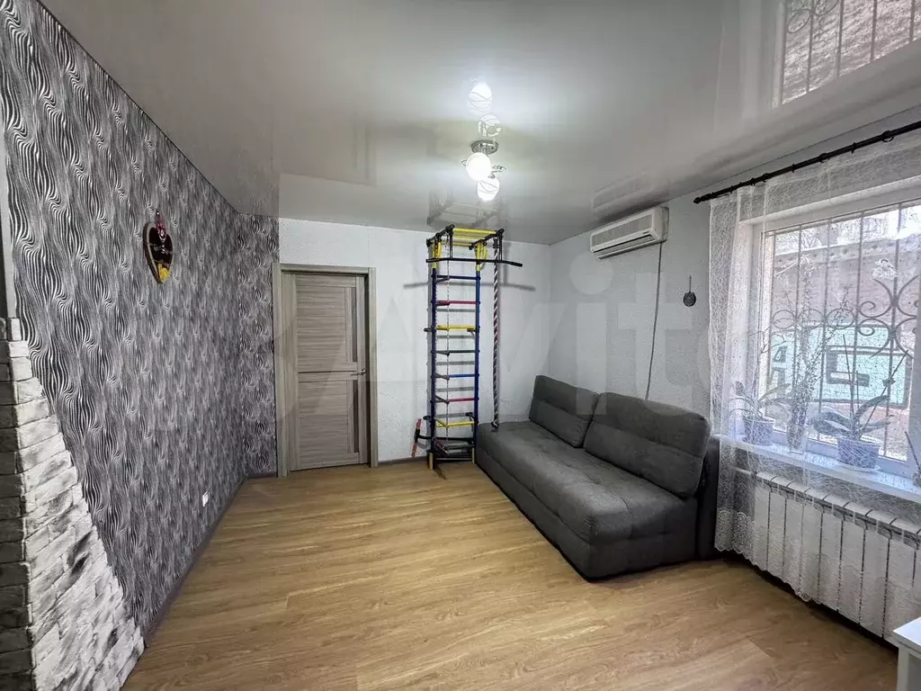 5-к. квартира, 101 м, 1/2 эт. - Фото 1