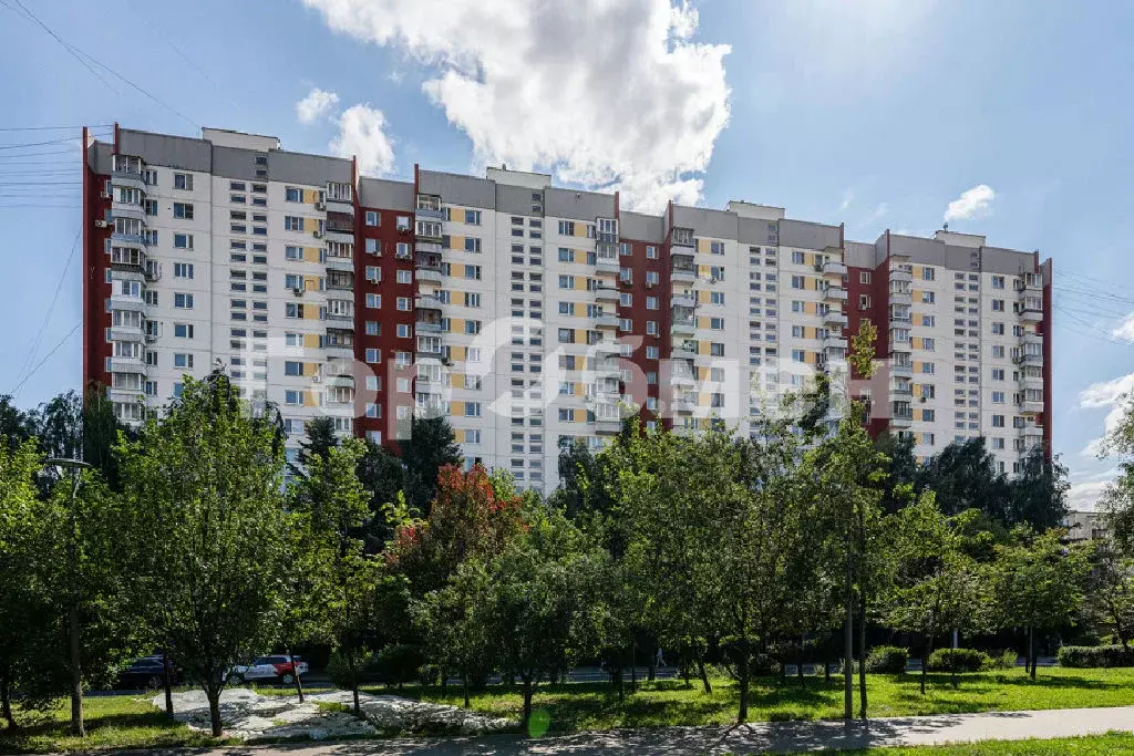 Продается 3-комнатная квартира - Фото 1