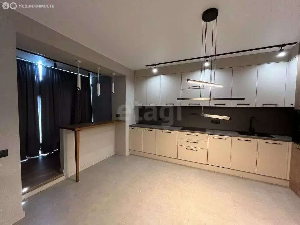 2-комнатная квартира: Тольятти, Спортивная улица, 85 (70 м) - Фото 2