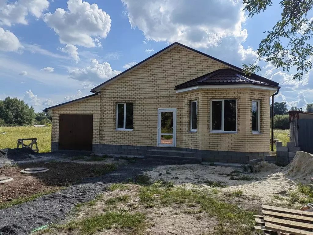 Дом в Белгородская область, Яковлевский муниципальный округ, с. Шопино ... - Фото 0