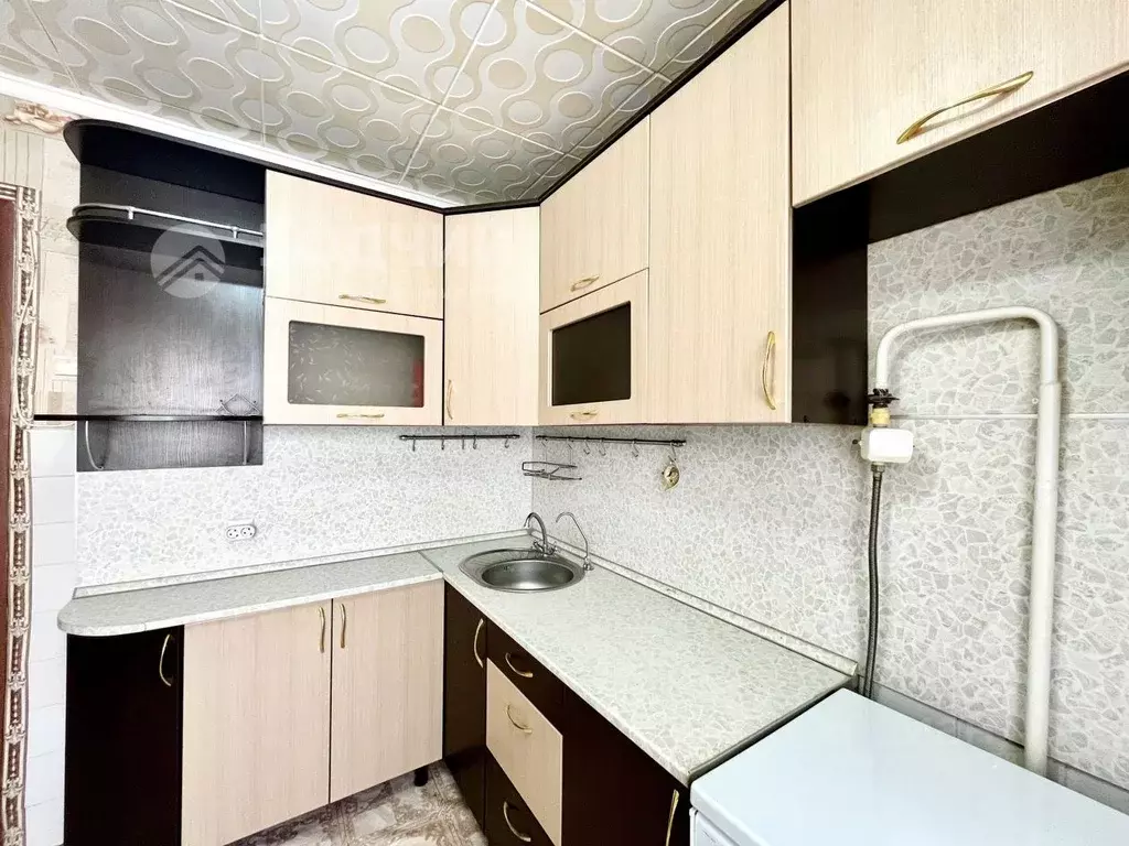 2-к кв. Чувашия, Канаш Заводская ул., 9 (49.0 м) - Фото 2