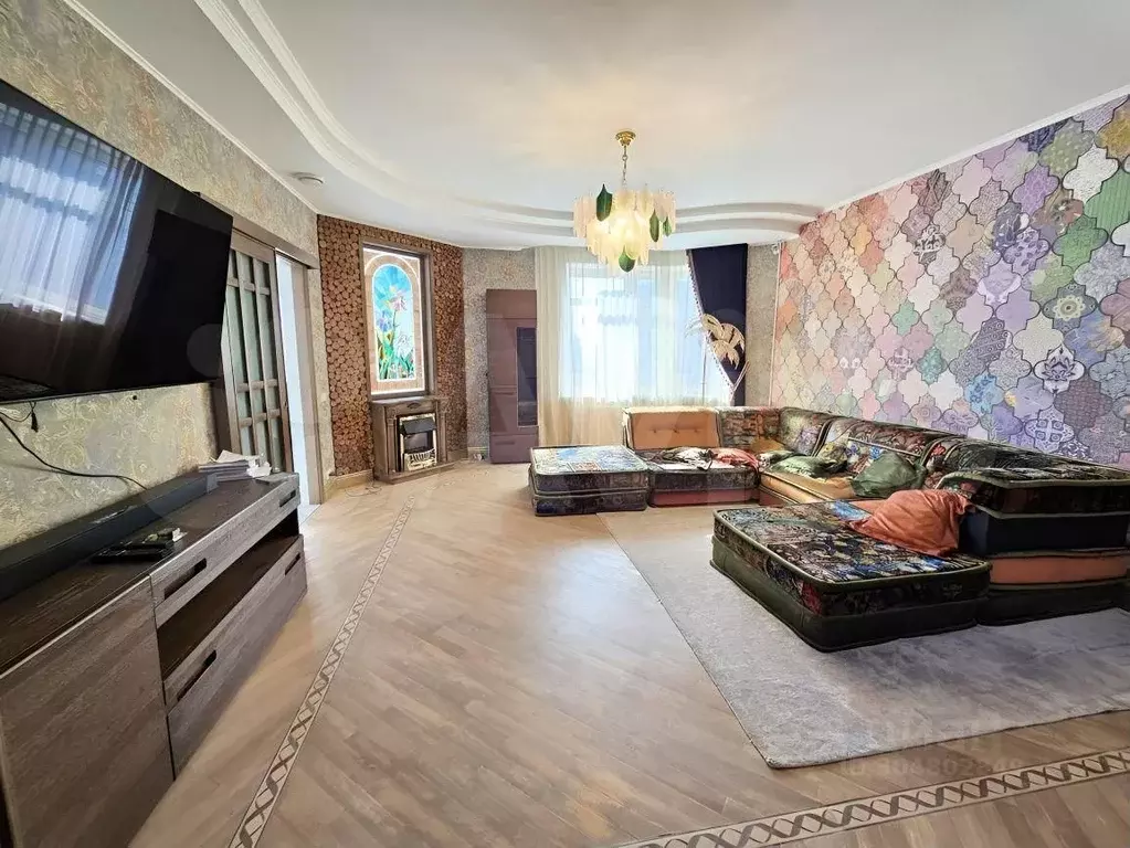 3-к. квартира, 140 м, 8/18 эт. - Фото 1