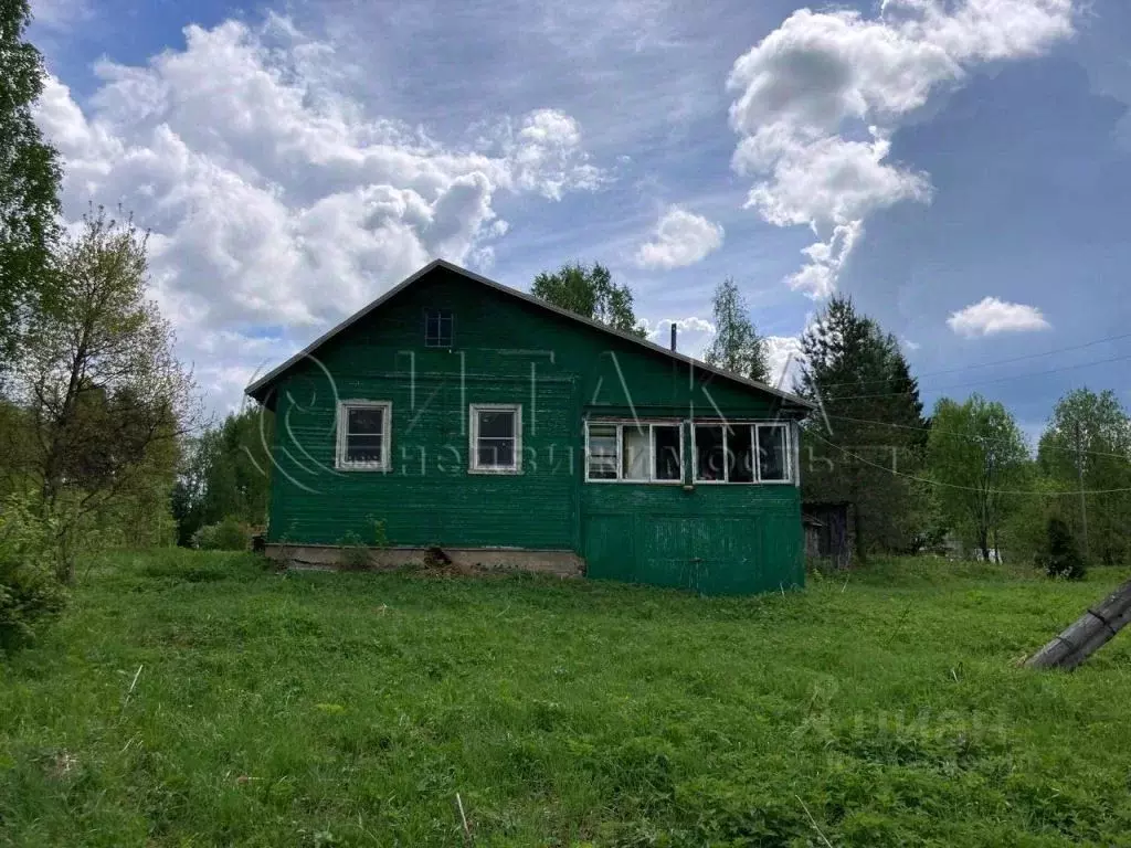 Дом в Ленинградская область, Лодейнопольский район, Алеховщинское ... - Фото 1