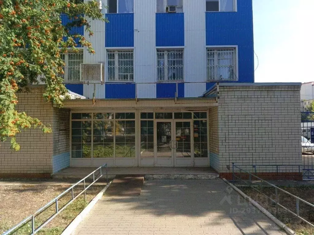 Помещение свободного назначения в Саратовская область, Энгельс ул. ... - Фото 1