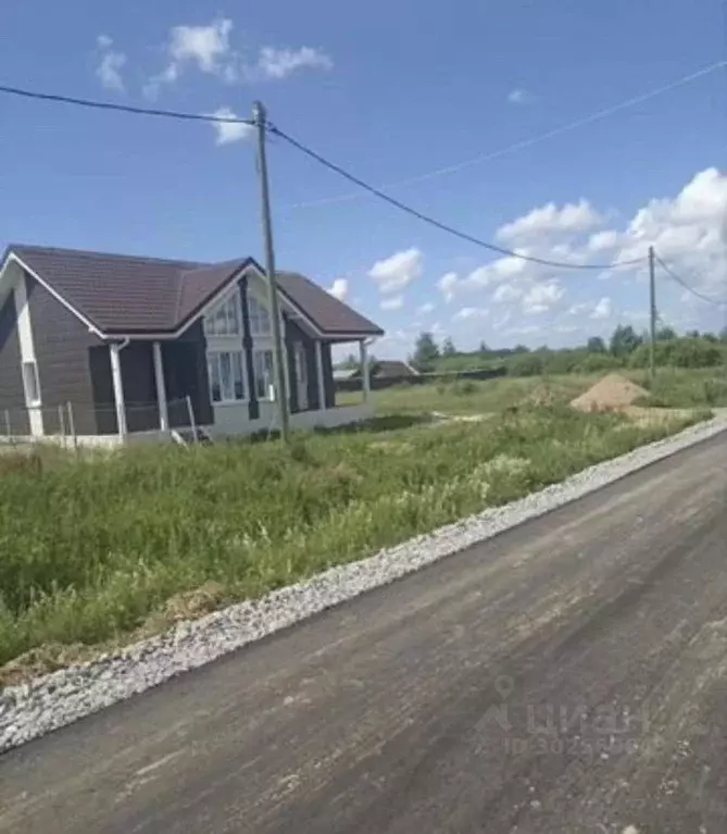 Дом в Новгородская область, Новгородский район, Савинское с/пос, д. ... - Фото 0