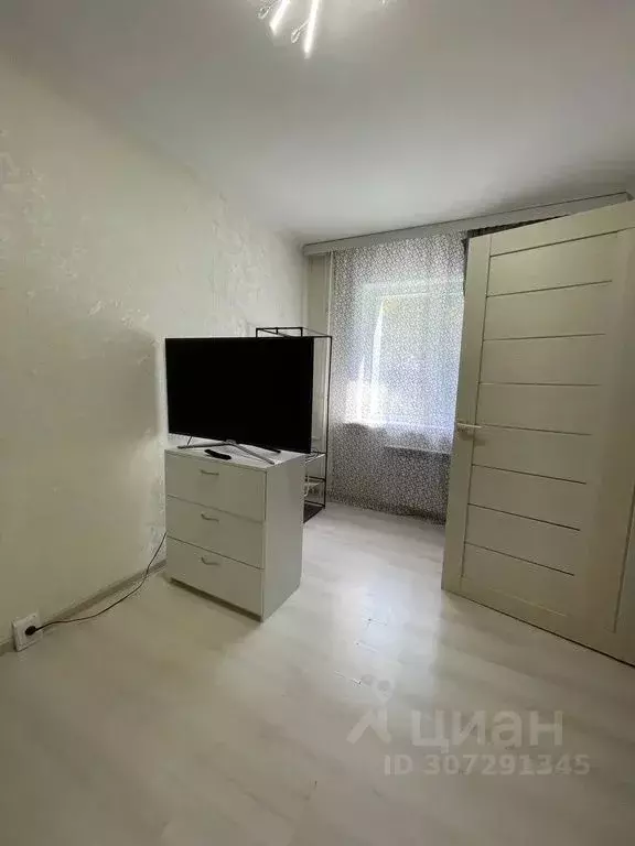 2-к кв. Сахалинская область, Южно-Сахалинск 7-й мкр, проезд ... - Фото 2