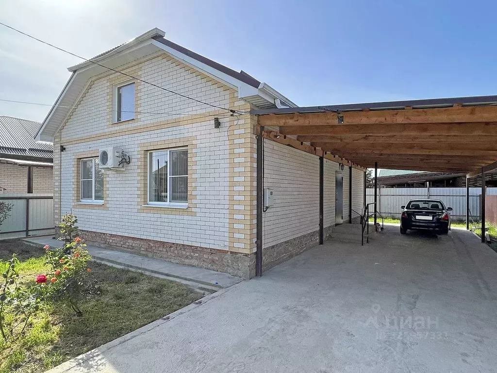 Дом в Краснодарский край, Славянск-на-Кубани Курская ул., 60А (90 м) - Фото 1