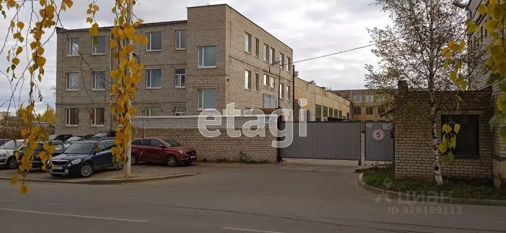 Помещение свободного назначения в Псковская область, Псков Гаражный ... - Фото 1