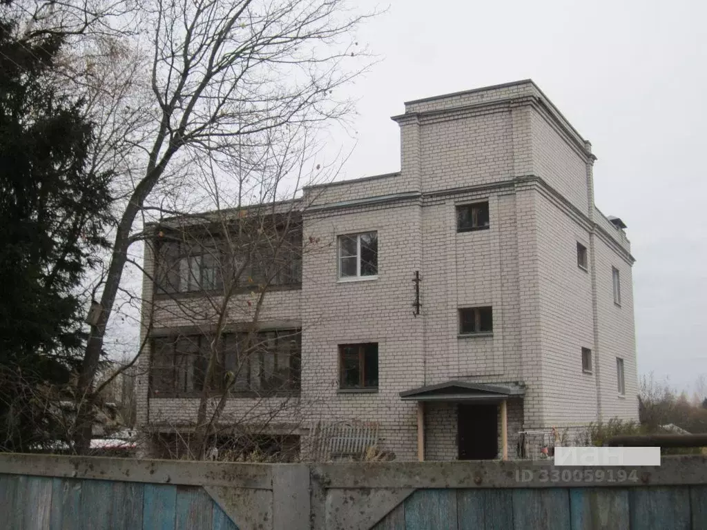 Дом в Тверская область, Тверь пос. Никифоровское, 18А (396 м) - Фото 1