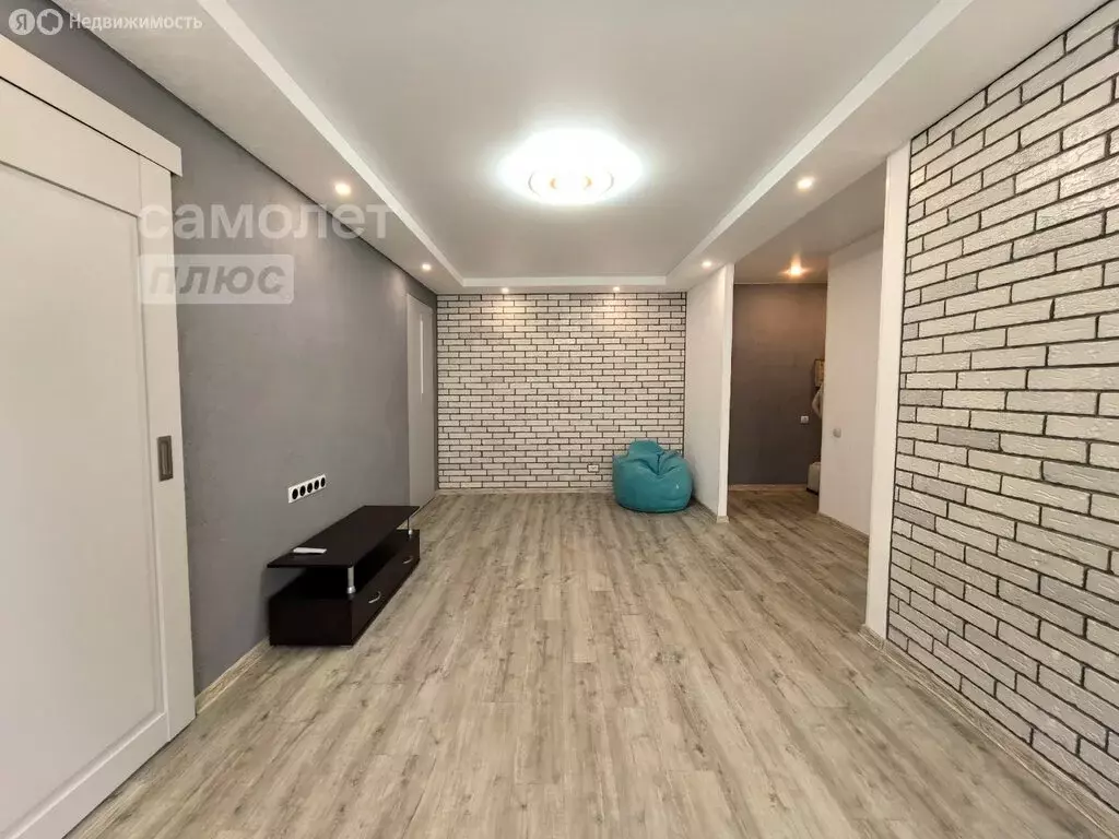 2-комнатная квартира: Верхняя Салда, улица Ленина, 6 (43.3 м) - Фото 0