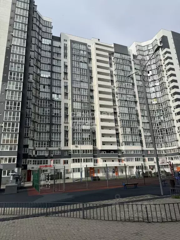 2-к кв. Краснодарский край, Новороссийск ул. Куникова, 55к1 (68.7 м) - Фото 1