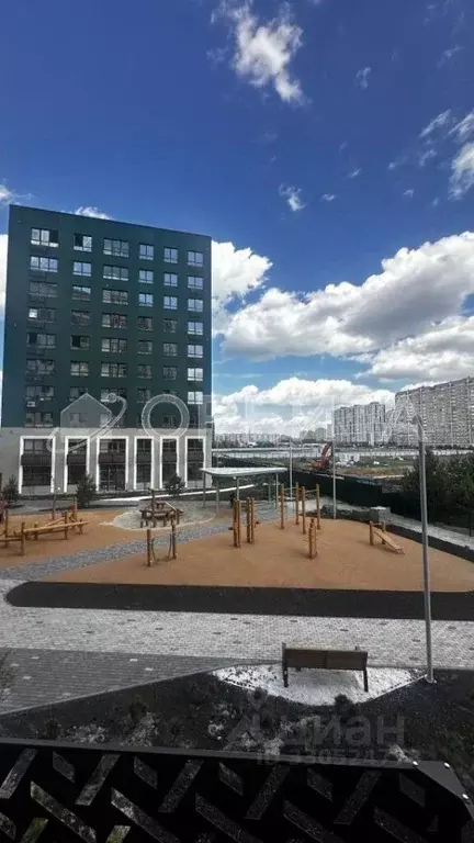 Студия Тюменская область, Тюмень ул. Заполярная, 3 (25.5 м) - Фото 1