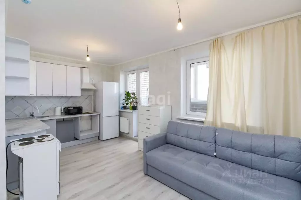 1-к кв. Тюменская область, Тюмень Дамбовская ул., 27к1 (47.0 м) - Фото 0