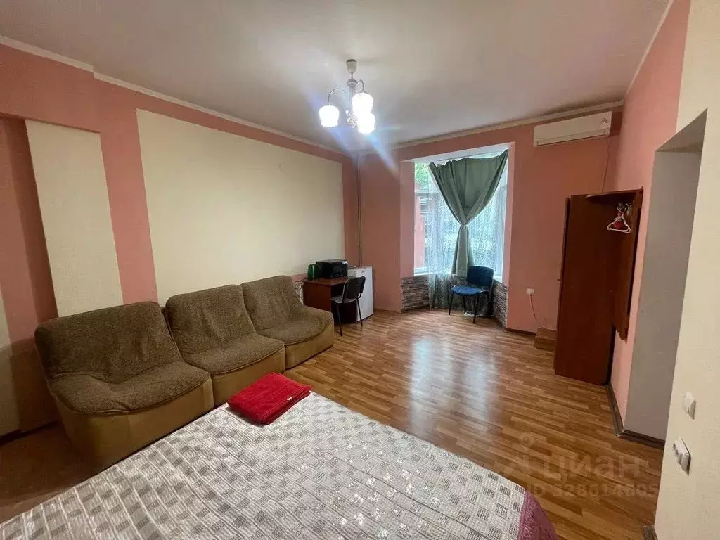 Комната Крым, Ялта ул. Дмитриева, 7 - Фото 2