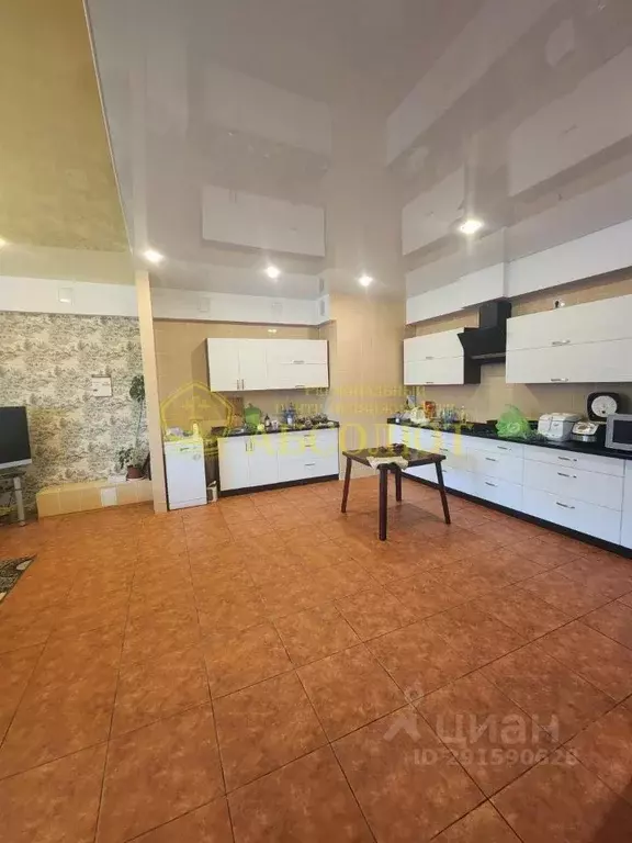 Коттедж в Свердловская область, Ревда ул. Бажова, 36 (709 м) - Фото 1