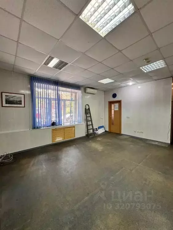 Офис в Омская область, Омск ул. Серова, 7 (48 м) - Фото 1