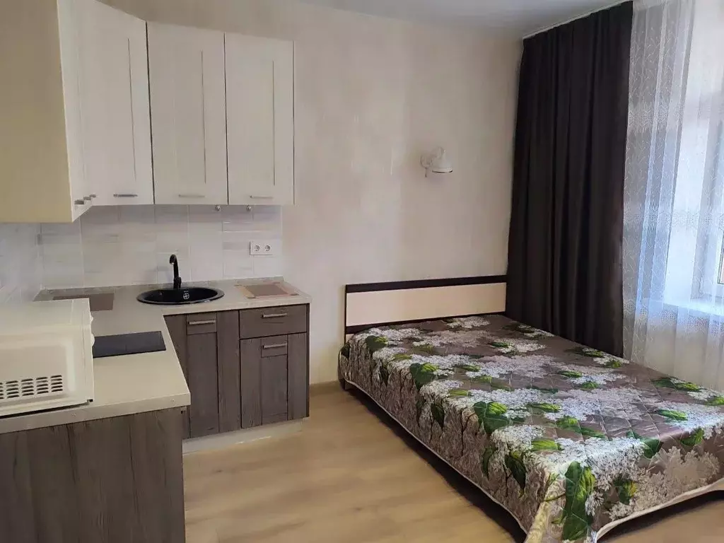 Студия Краснодарский край, Краснодар ул. Григория Булгакова, 6 (29.5 ... - Фото 1