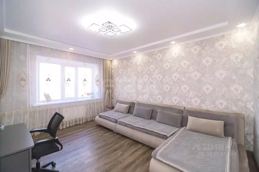 2-к кв. Ханты-Мансийский АО, Сургут просп. Мира, 19 (56.2 м) - Фото 0