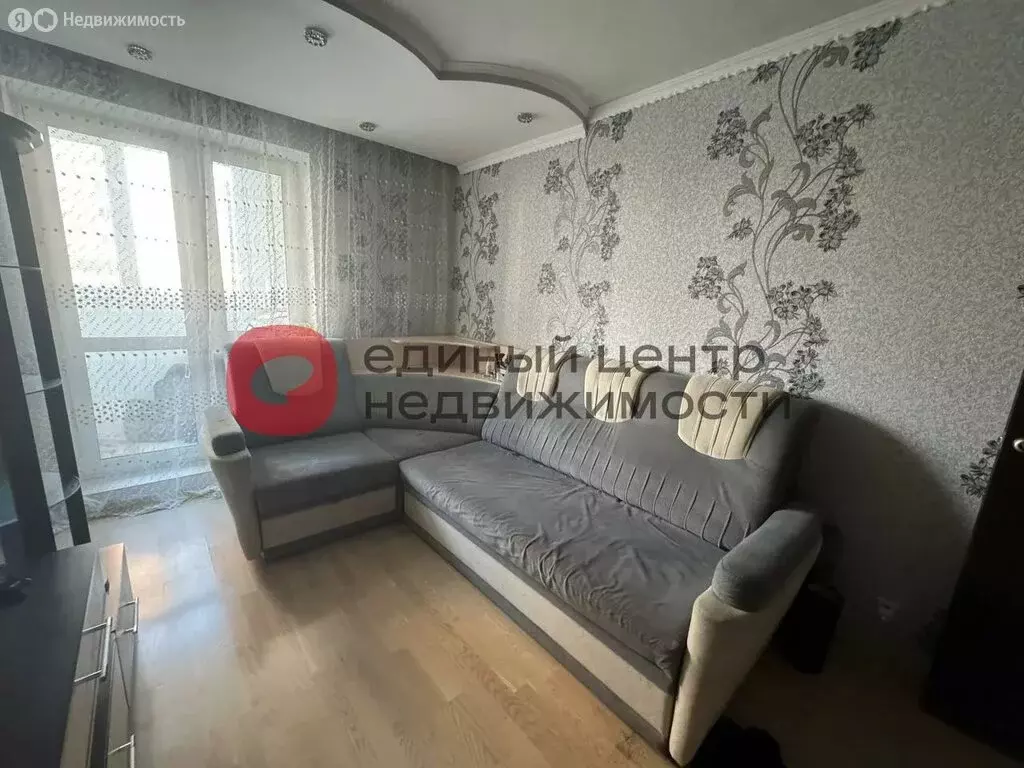 1-комнатная квартира: Тюмень, улица Станислава Карнацевича, 7 (30 м) - Фото 1