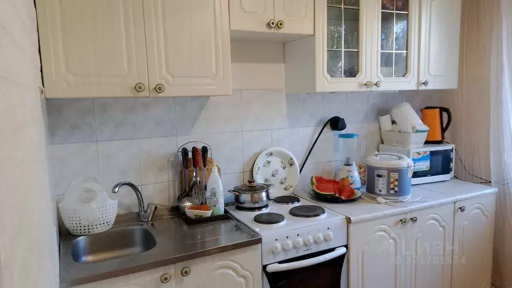 2-к кв. Белгородская область, Старый Оскол Жукова мкр, 21 (46.5 м) - Фото 0