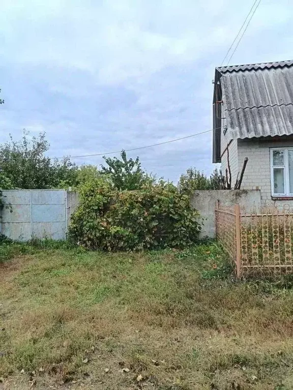 Дом в Курская область, Курский район, Шумаковский сельсовет, с. ... - Фото 2