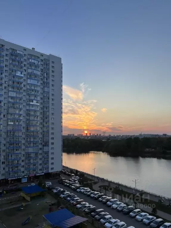 2-к кв. Красноярский край, Красноярск наб. Ярыгинская, 11 (53.0 м) - Фото 0