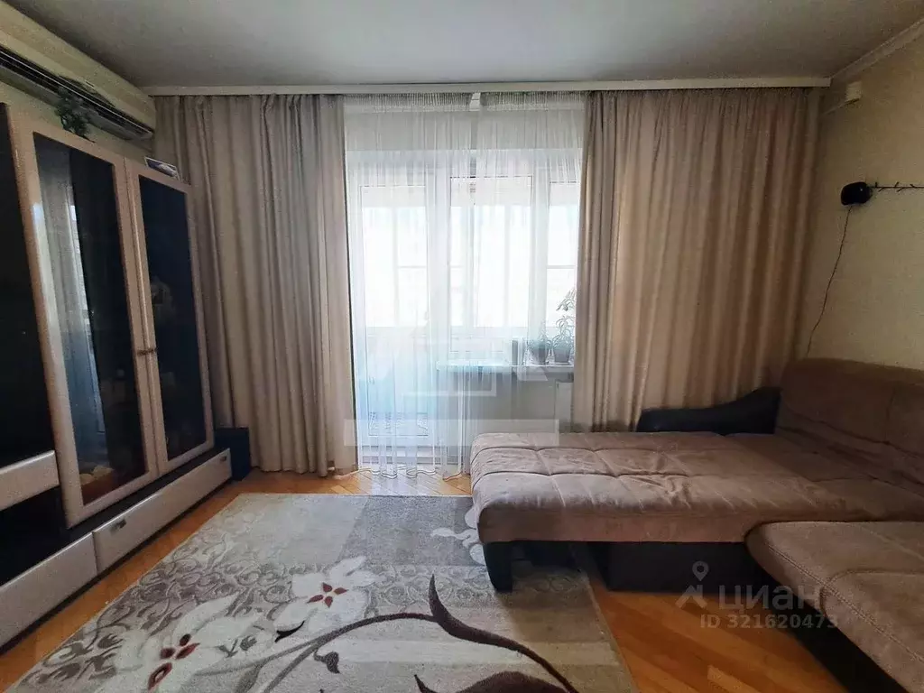 3-к кв. Челябинская область, Челябинск ул. Энгельса, 99А (70.3 м) - Фото 1