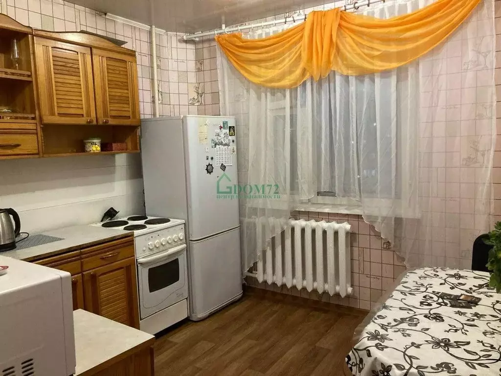 2-к кв. Тюменская область, Тобольск 7-й мкр, 47 (48.5 м) - Фото 1