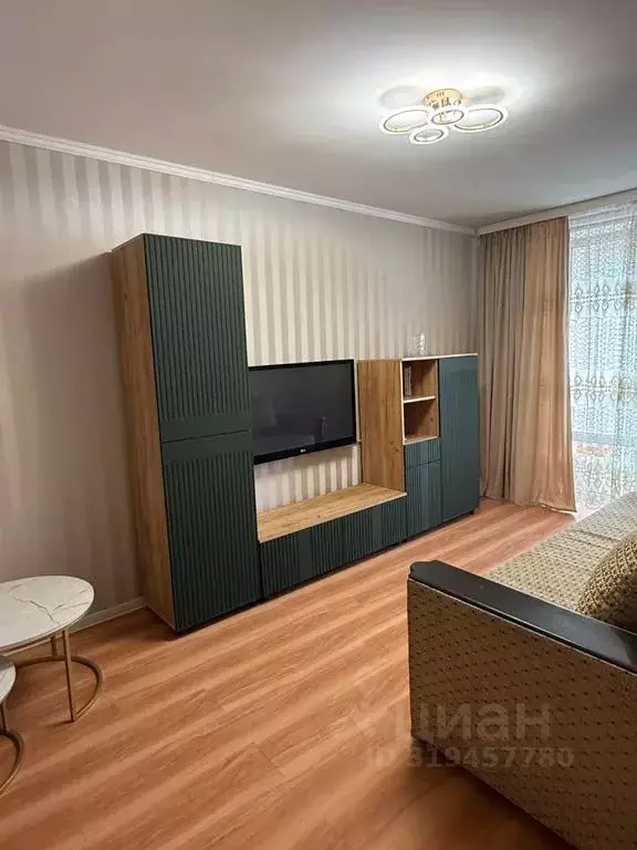 2-к кв. Крым, Алушта ул. Ленина, 41 (52.0 м) - Фото 0