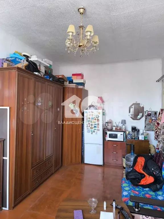 Комната 17 м в 3-к., 2/2 эт. - Фото 0