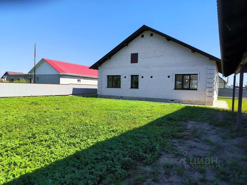 Дом в Алтайский край, Барнаул городской округ, пос. Центральный ул. ... - Фото 1