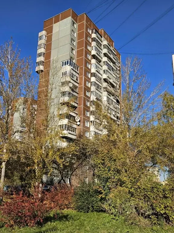 3-к кв. Свердловская область, Екатеринбург ул. Опалихинская, 22 (66.0 ... - Фото 2